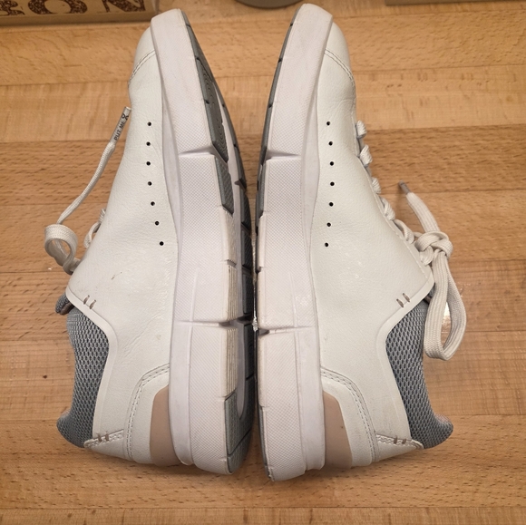 On Running The Roger Advantage Sneakers White/Rosehip Womens Size 6 - Picture 8 of 9